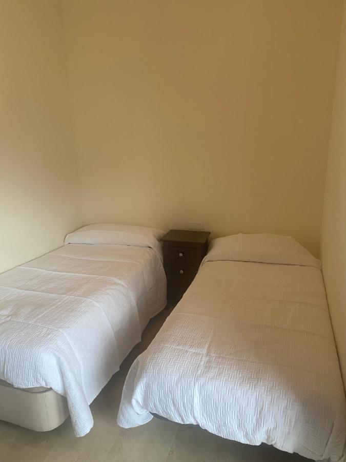 Apartamento Turistico Vega House Kordoba Bagian luar foto