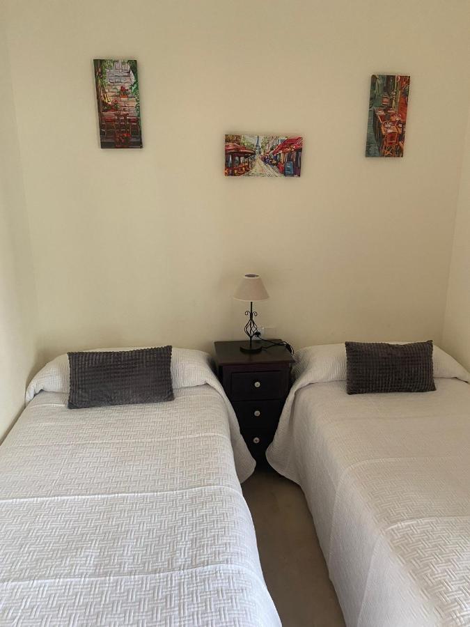 Apartamento Turistico Vega House Kordoba Bagian luar foto